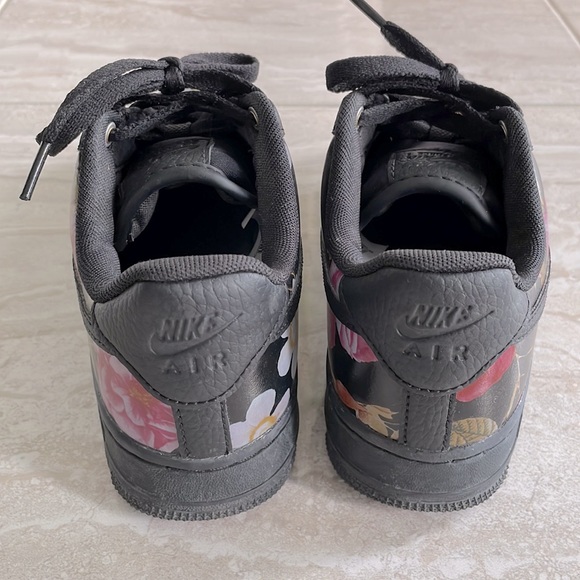 Nike Air Force 1, 6.5 - Picture 5 of 11